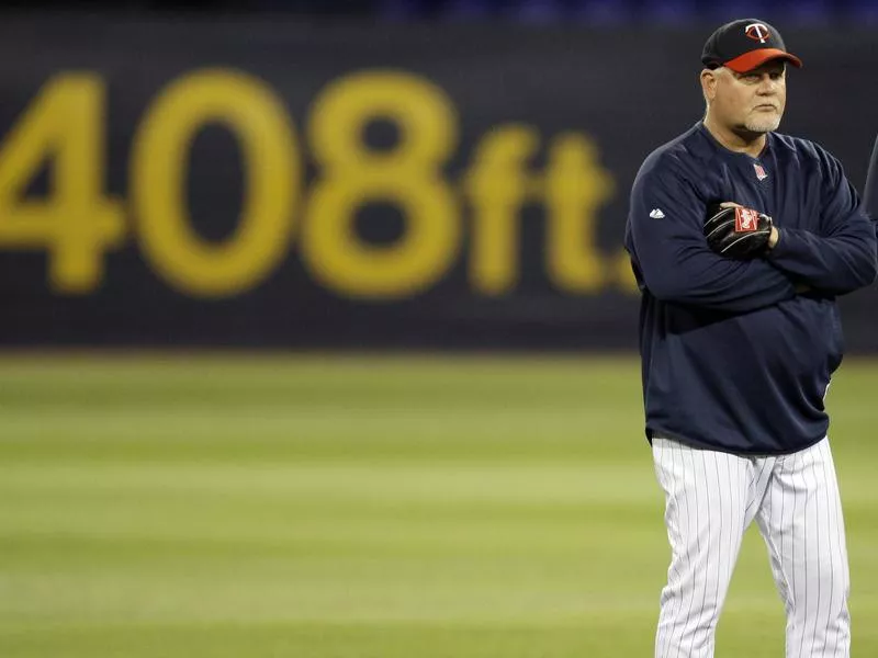 Ron Gardenhire looking out