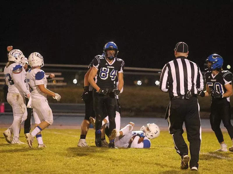 Coeur d'Alene High defensive end Cameren Cope