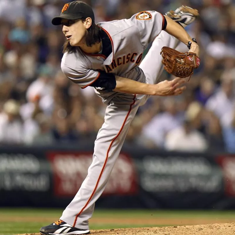 San Francisco Giants starting pitcher Tim Lincecum works against Rockies