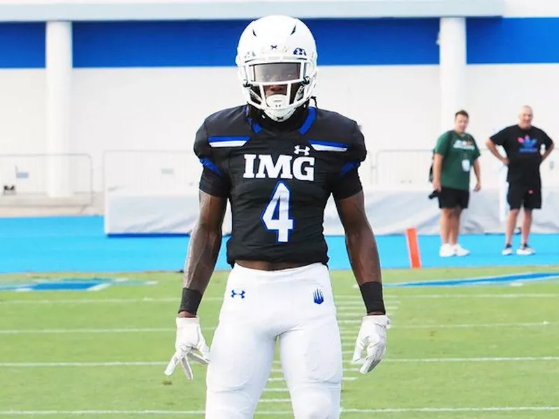 IMG Academy CB Desmond Ricks