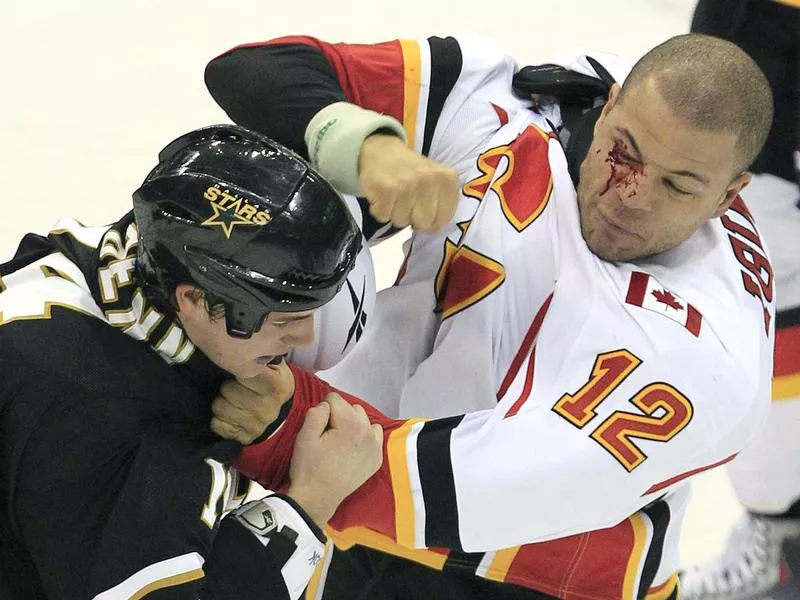 Jarome Iginla and Jamie Benn