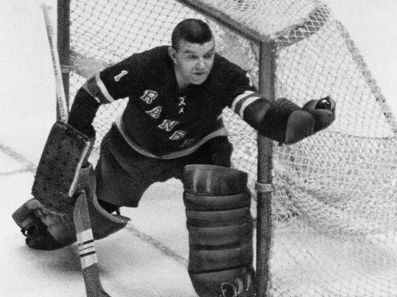 Gump Worsley