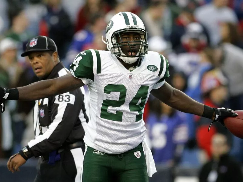 Darrelle Revis