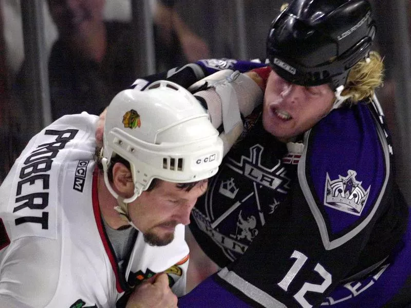 Chicago Blackhawk Bob Probert and Los Angeles King Ken Belanger