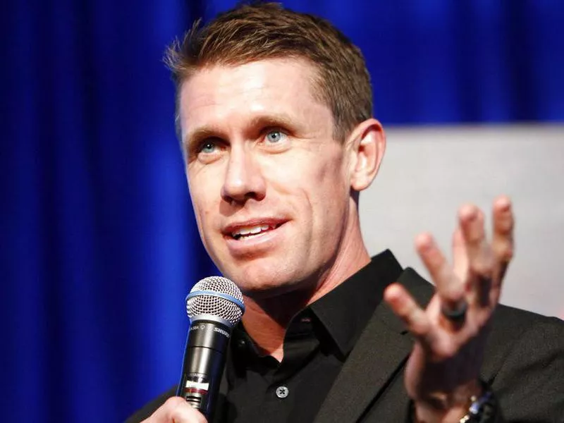 Carl Edwards