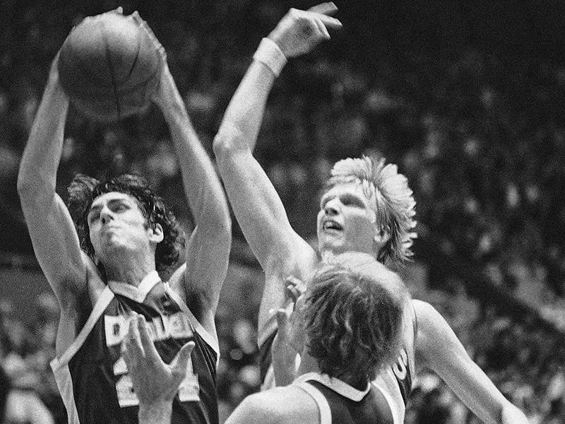 Bobby Jones and Jack Sikma