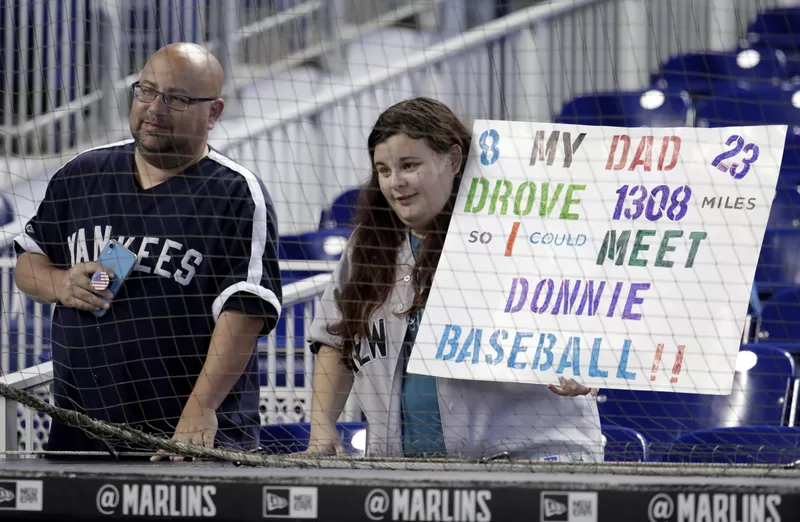 Don Mattingly fan