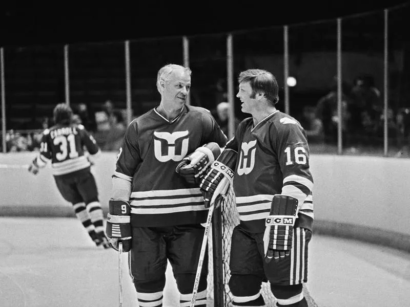 Gordie Howe and Bobby Hull