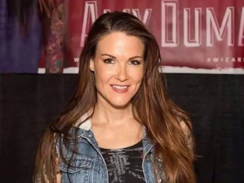 Amy Dumas