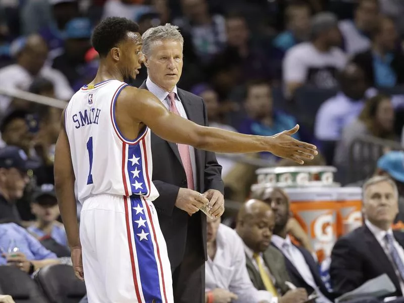 Ish Smith, Brett Brown