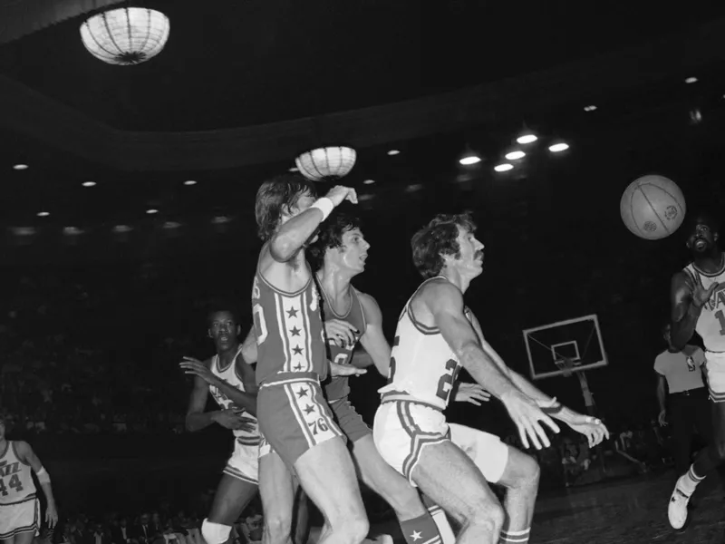 Jim Barnett,Doug Collins,Steve Mix