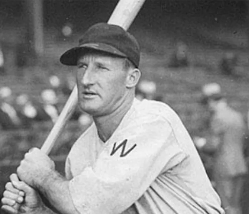 Goose Goslin with bat