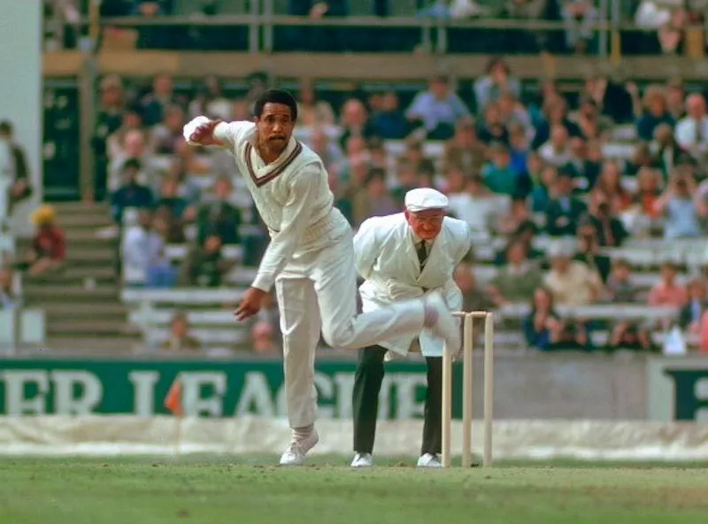 Gary Sobers bowling