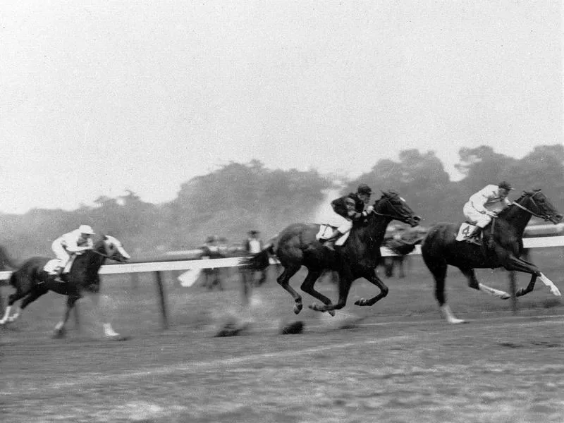 Upset and Man o' War