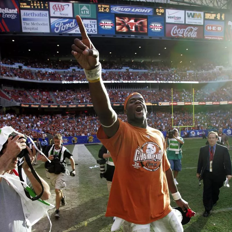 Texas quarterback Vince Young celebrates