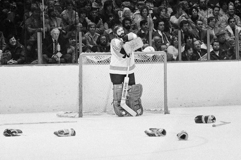 Philadelphia Flyers goalie Bernie Parent