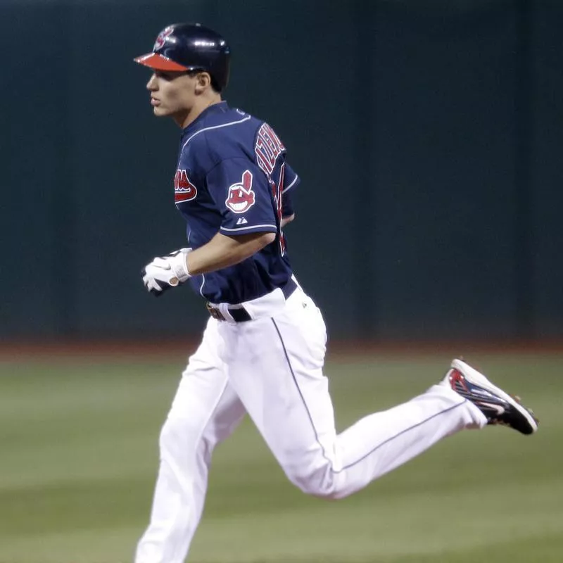 Grady Sizemore runs bases after hitting solo home run