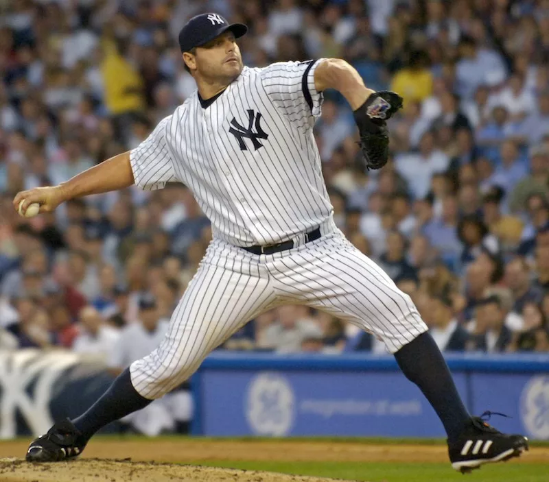 Roger Clemens pitching for the Yankees