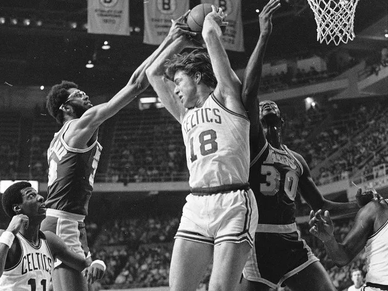 Dave Cowens