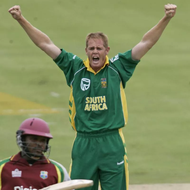 Shaun Pollock celebrates